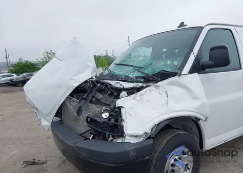 2020 Chevrolet Express Cargo Rwd 2500 Extended Wheelbase Wt z USA, uszkodzony, nr VIN 1GCWGBFP0L1223210